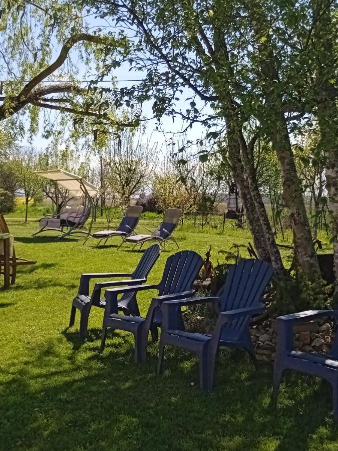 Maison De Sol & Piper Holiday home Gombergean